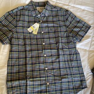 Men’s Med S/S button down Shirt
